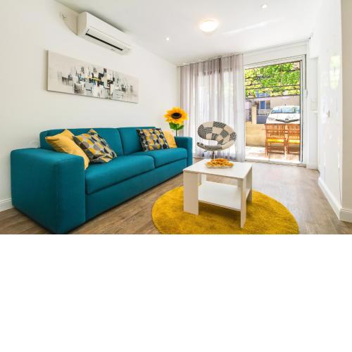 Modern Mediterranean Apartment