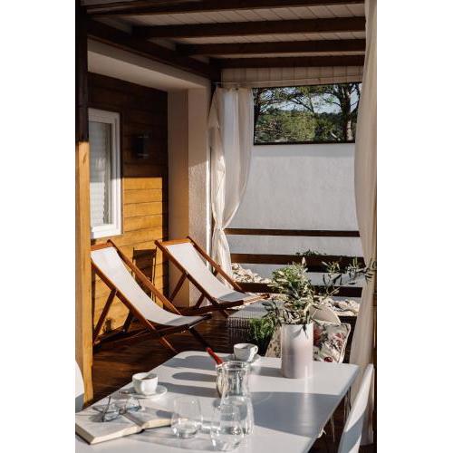 Nature House with a wooden porch - Pasika, house Luca
