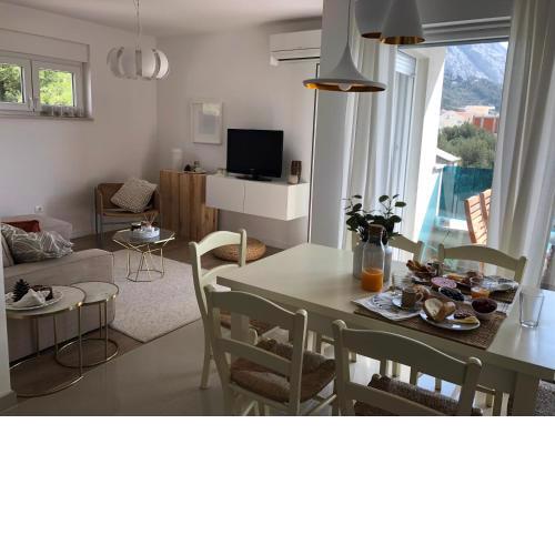 Near the beach,free parking&wifi