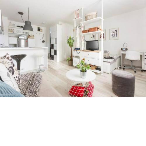 New Studio Apartment Sun with free parking