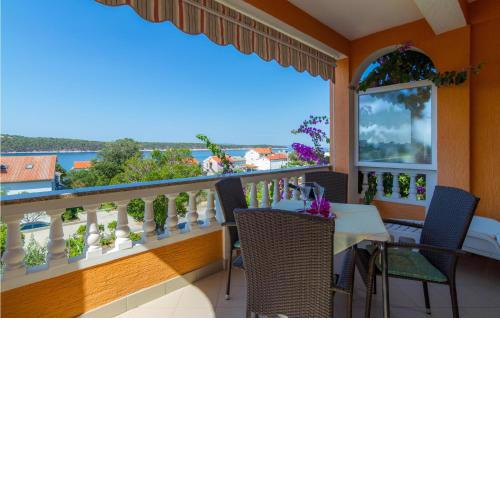 Nice Apartment In Barbat Na Rabu With Wifi