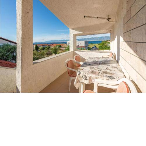 Nice Apartment In Vir With House Sea View