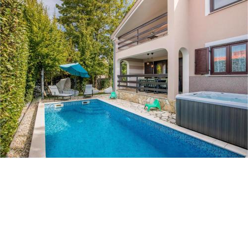 Nice Home In Njivice With Wifi
