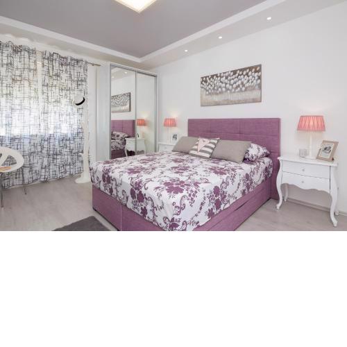 Old City Luxury Apartment Iris