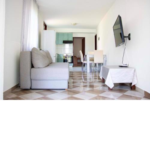 Pepi Apartments 1