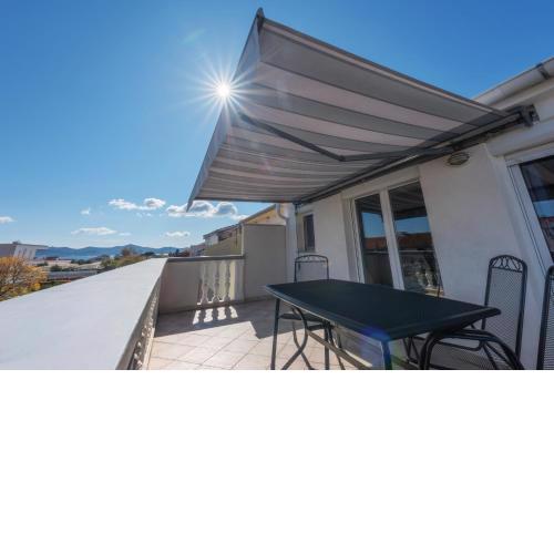 Perica apartment and Perica room with separate entrance