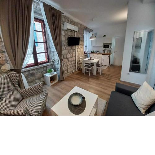 Placeta Apartments & Rooms