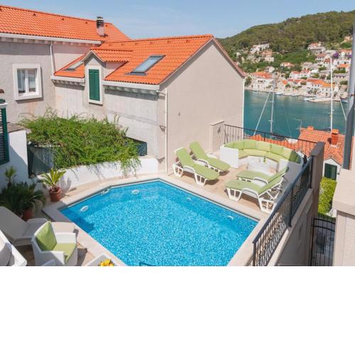 Pucisca Vero Apartments