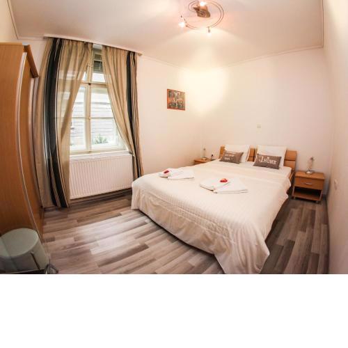 Rooms Eliza