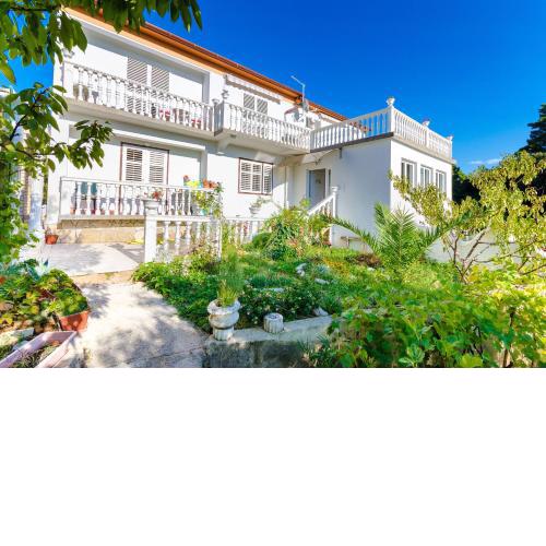 Rooms Mladen P
