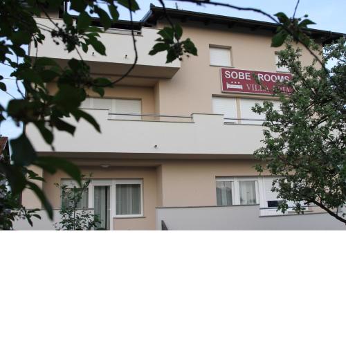 Rooms Villa Aria
