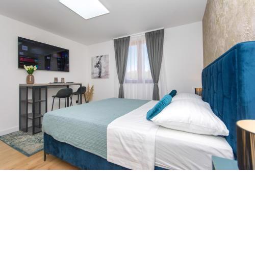 Sapphire Studio Apartment with FREE PRIVATE PARKING