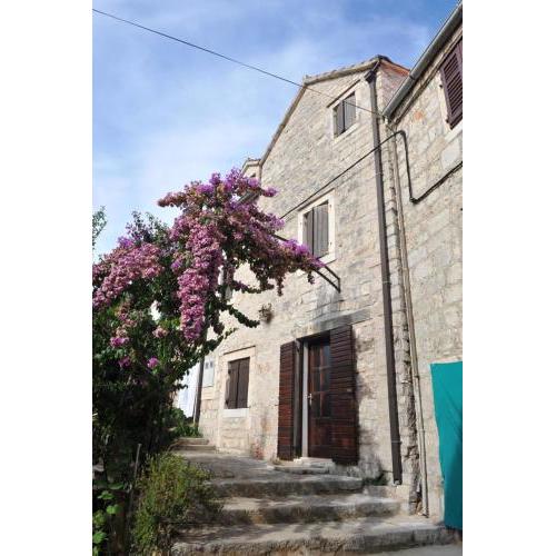 Seaside holiday house Vrboska (Hvar) - 13813