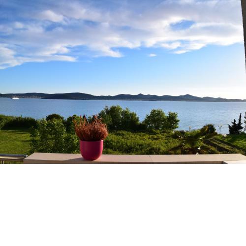 Seaview holiday house Mali Rog