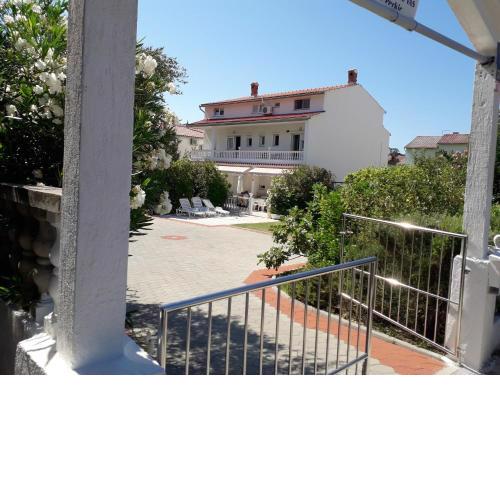 Spacious Apartment in Palit with Private Garden