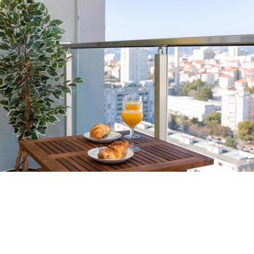 Split Sky Apartment