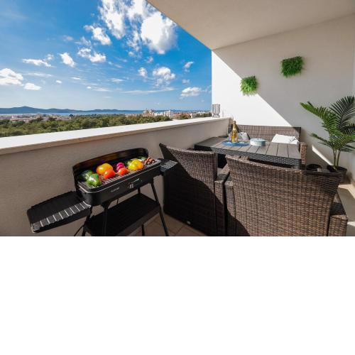 Stella Maris 2BDR, balcony, sea view, garage, BBQ