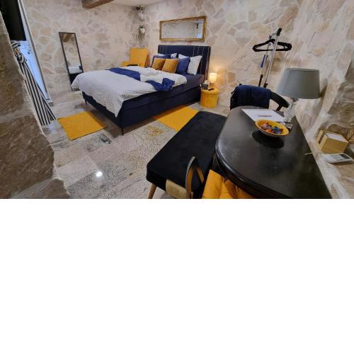 Stone studio