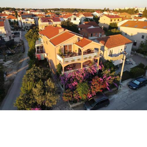 Studio Apartment in Biograd na Moru with Balcony, Air Conditioning, Wi-Fi, Dishwasher (4818-3)