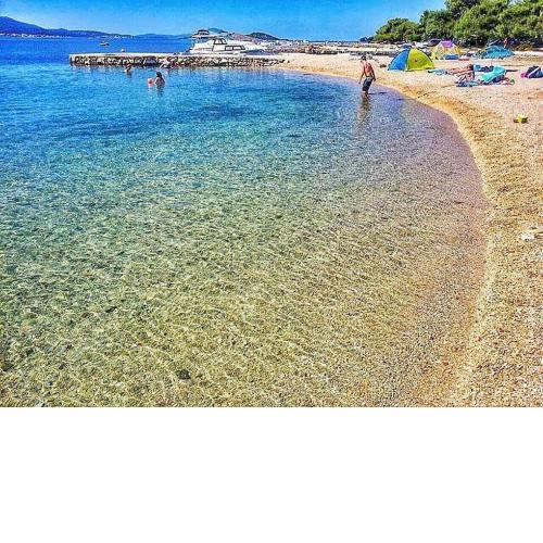 Studio apartment in Turanj with sea view, balcony, air conditioning, WiFi 5075-3