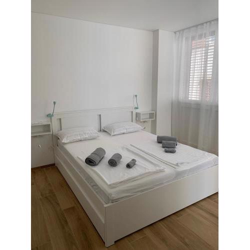 Studio Apartment Zara