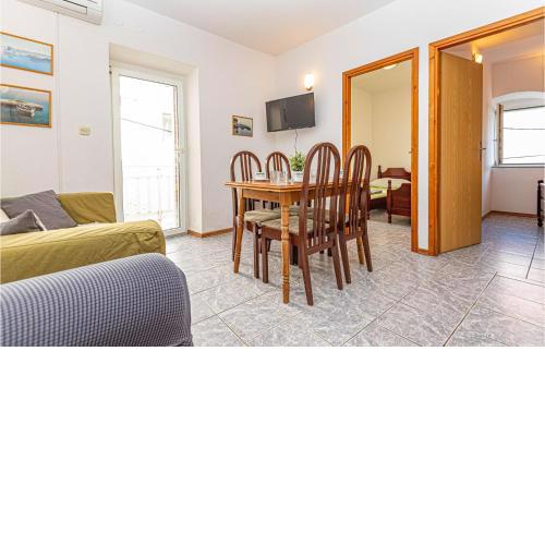 Stunning Apartment In Vodice With Wifi And 2 Bedrooms