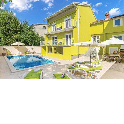 Stunning Home In Pula