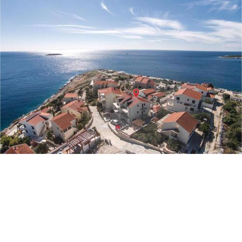 Stunning Home In Sevid