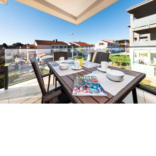SUNNY DAY - Apartment with Parking