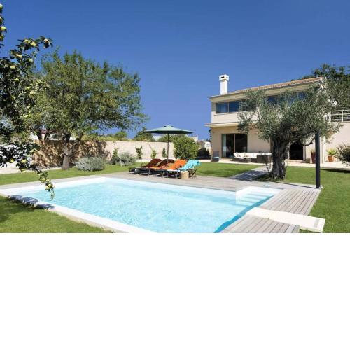 Sunny Summer House 4*