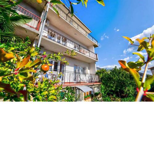 Three-Bedroom Apartment in Crikvenica I