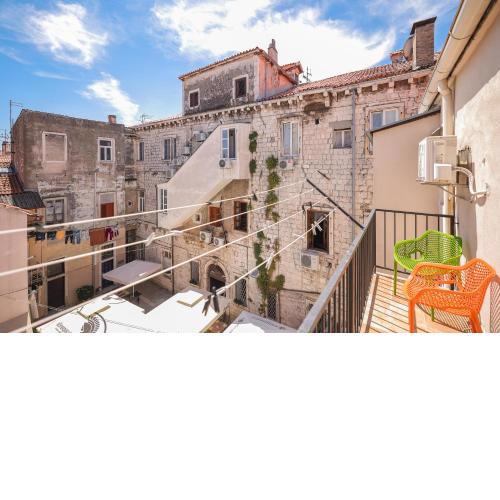 Two bedroom apartment in city center Igor