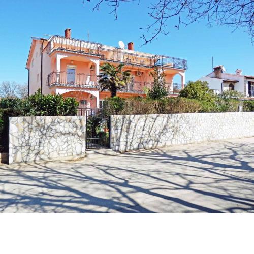 Two-Bedroom Apartment in Medulin VI