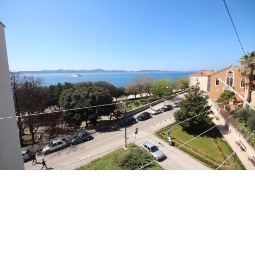 Vera Apartments with Sea view and Old town view