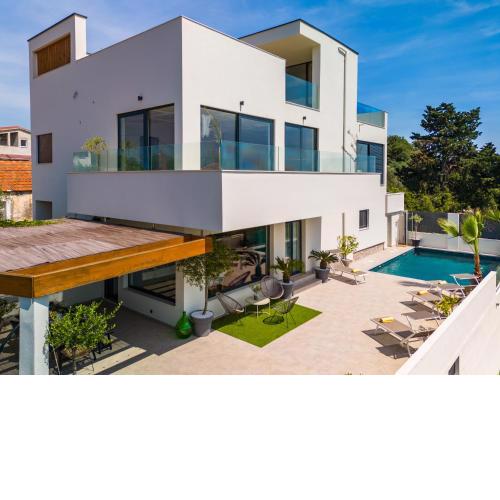 Villa Hill