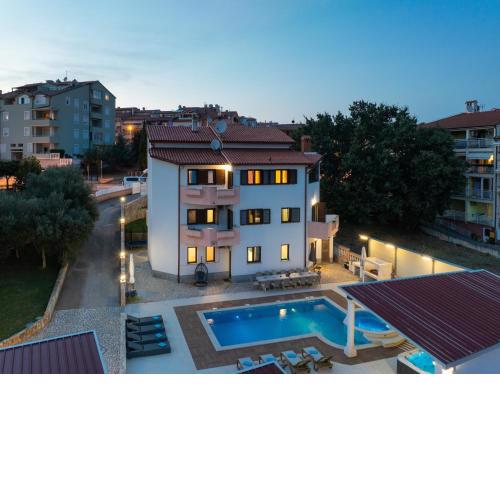 Villa Lealeana