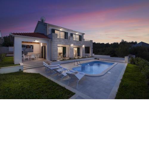 Villa Makarac