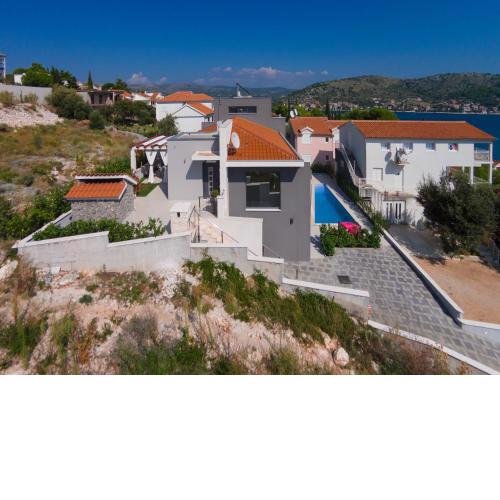 Villa Martinis