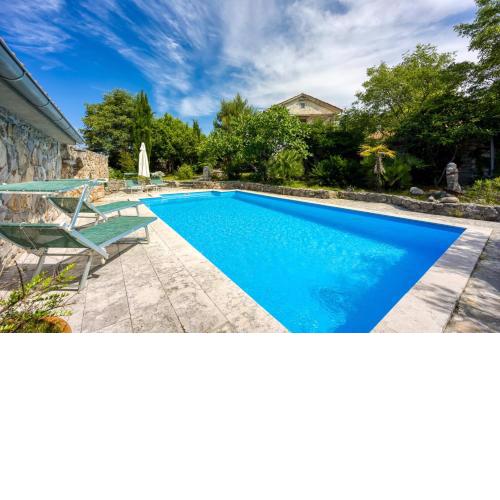 Villa Menta 1