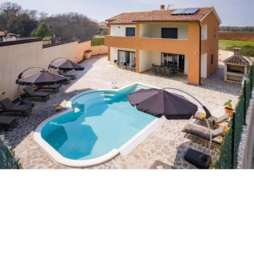 Villa Nur Pula
