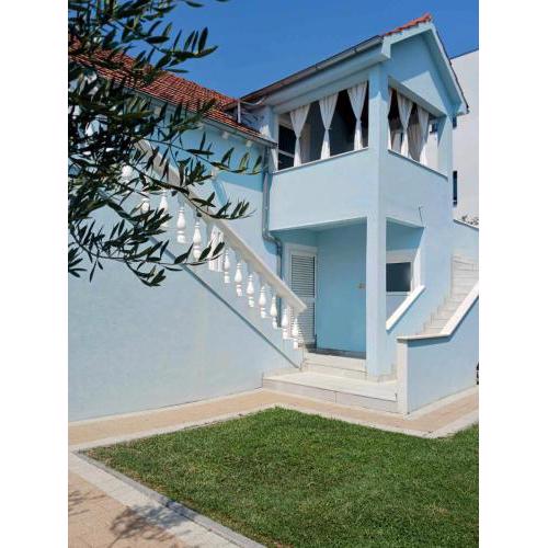 Villa Pera Apartment Klein