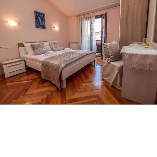Villa Rose