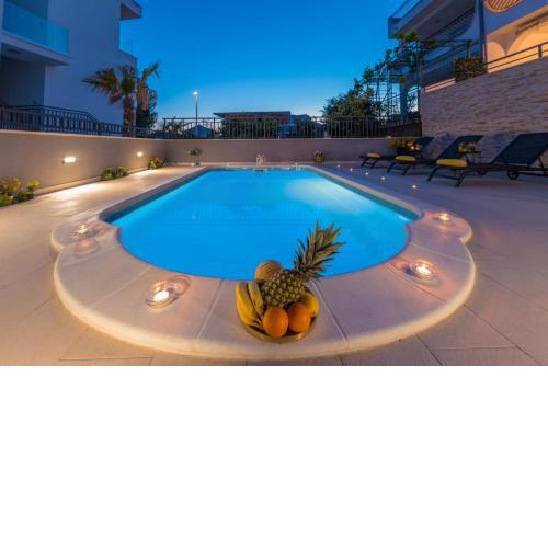 Villa Seaview with pool - Apartment Yellow