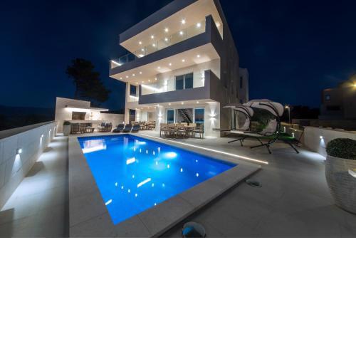 Zitab Luxury Apartment